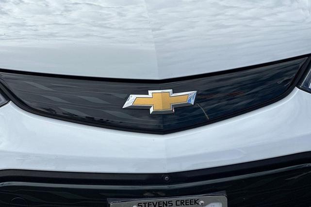 Photo of 2019 Summit White Chevrolet Bolt EV