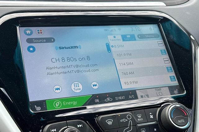 Photo of 2019 Summit White Chevrolet Bolt EV