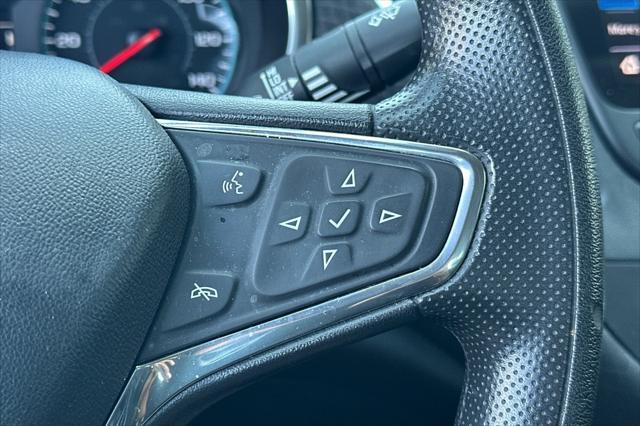 Photo of 2020 Silver Ice Metallic Chevrolet Malibu