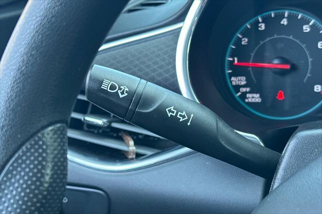 Photo of 2020 Silver Ice Metallic Chevrolet Malibu