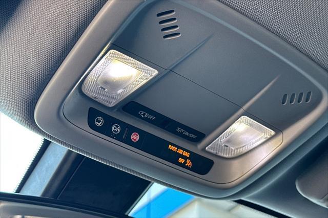 Photo of 2020 Silver Ice Metallic Chevrolet Malibu