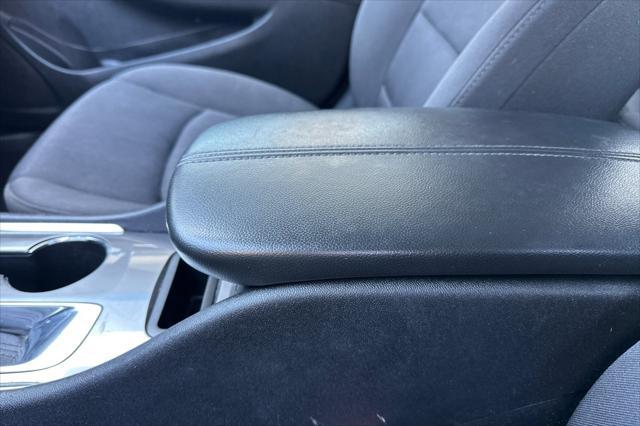 Photo of 2020 Silver Ice Metallic Chevrolet Malibu