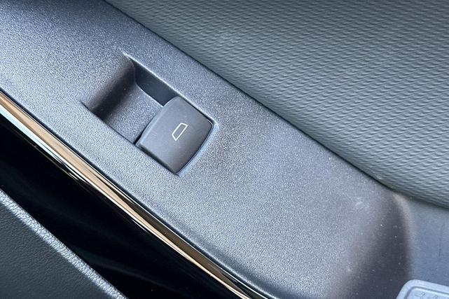 Photo of 2025 Mosaic Black Metallic Chevrolet Equinox