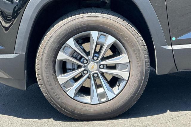 Photo of 2025 Mosaic Black Metallic Chevrolet Equinox