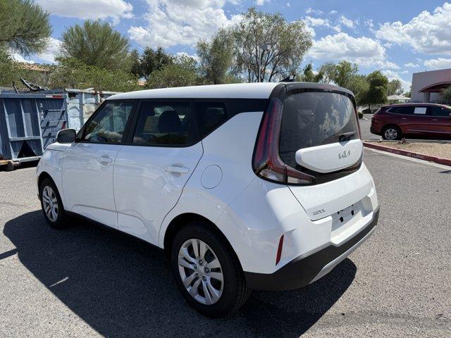 Photo of 2023 Snow White Pearl Kia Soul