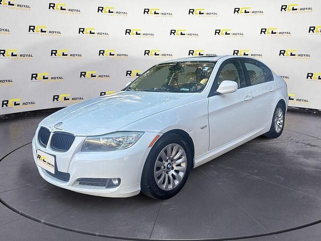 Photo of 2009 White BMW 328