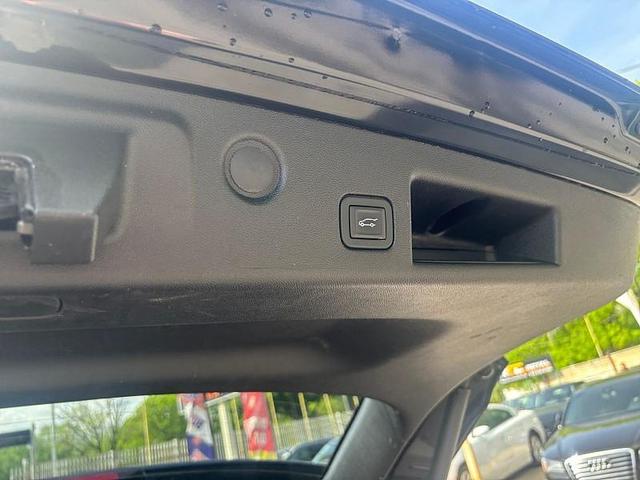 Photo of 2019 Mosaic Black Metallic Chevrolet Equinox