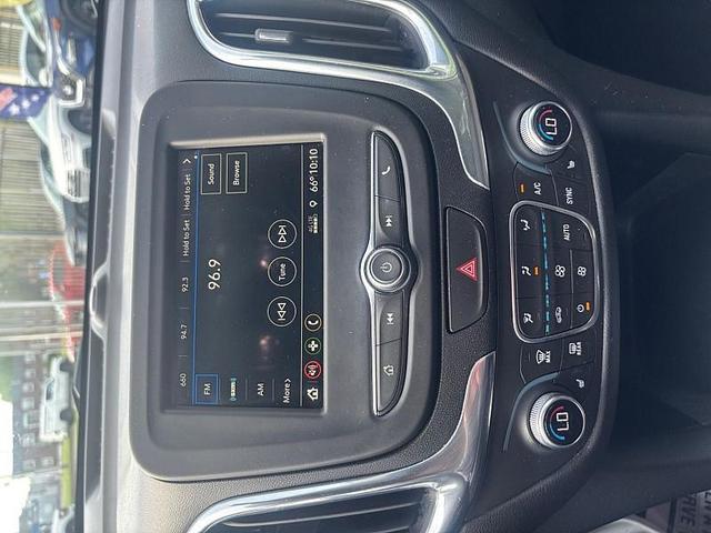 Photo of 2019 Mosaic Black Metallic Chevrolet Equinox
