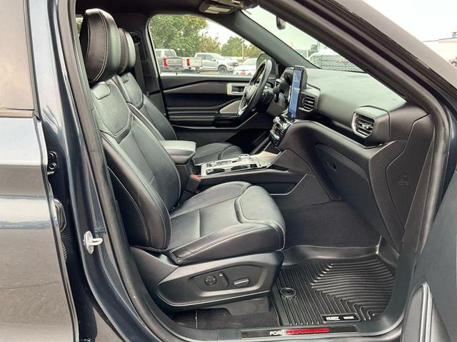 Photo of 2022 Stone Blue Metallic Ford Explorer