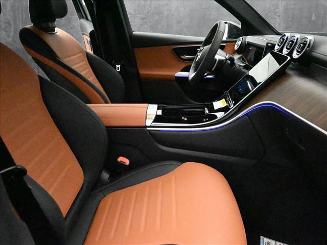 Photo of 2025 Black Mercedes-Benz GLC 300