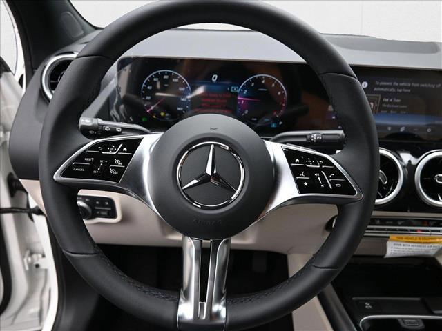 Photo of 2025 Polar White Mercedes-Benz GLA 250