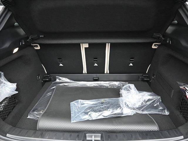 Photo of 2025 Polar White Mercedes-Benz GLA 250