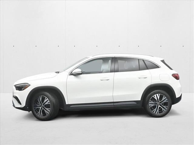 Photo of 2025 Polar White Mercedes-Benz GLA 250