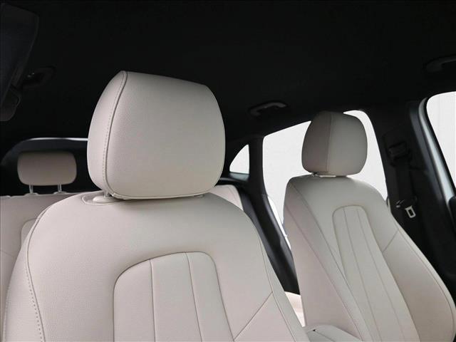 Photo of 2025 Polar White Mercedes-Benz GLA 250
