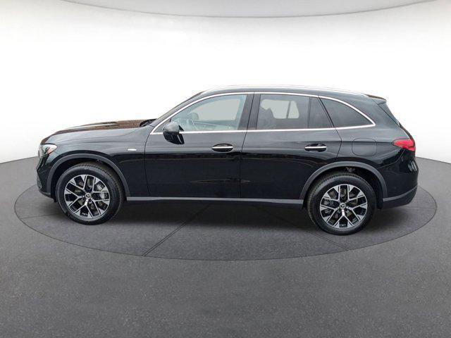 Photo of 2025 Black Mercedes-Benz GLC 350e