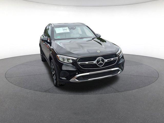 Photo of 2025 Black Mercedes-Benz GLC 350e