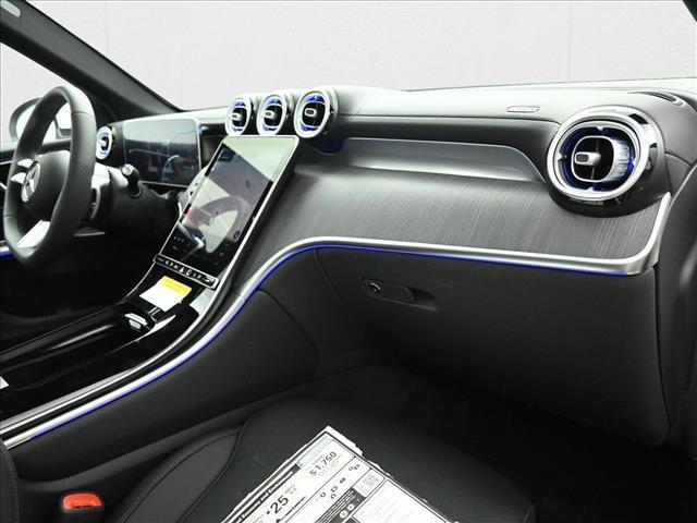Photo of 2025 Polar White Mercedes-Benz GLC 350e