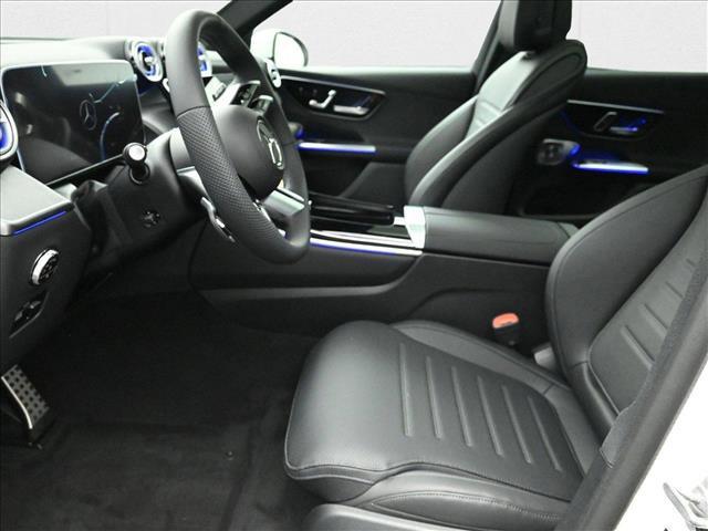 Photo of 2025 Polar White Mercedes-Benz GLC 350e
