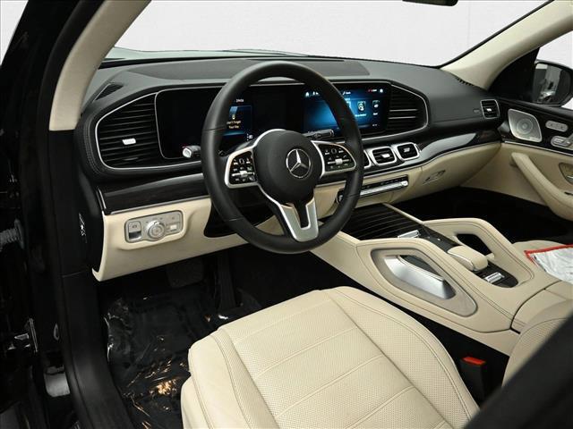 Photo of 2022 Black Mercedes-Benz GLS 450
