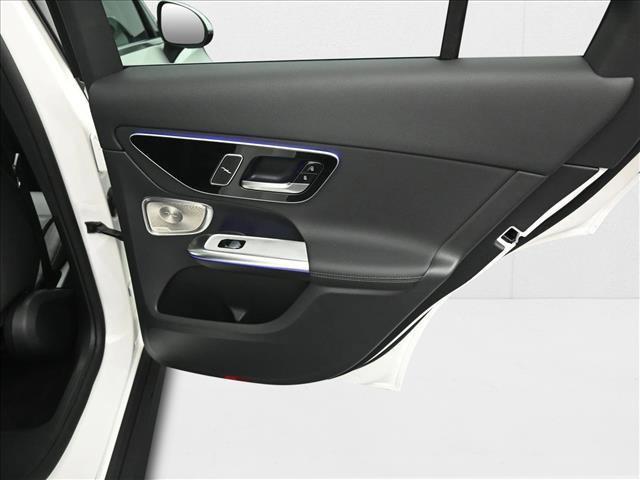 Photo of 2025 Polar White Mercedes-Benz GLC 350e