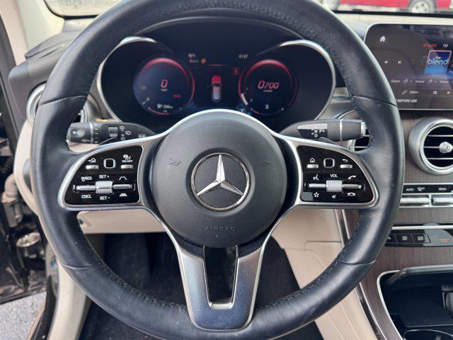 Photo of 2022 Black Mercedes-Benz GLC 300