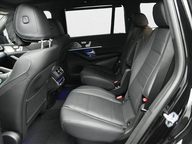 Photo of 2026 Obsidian Black Metallic Mercedes-Benz GLS 580