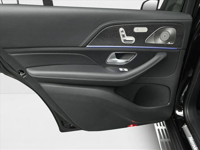 Photo of 2026 Obsidian Black Metallic Mercedes-Benz GLS 580