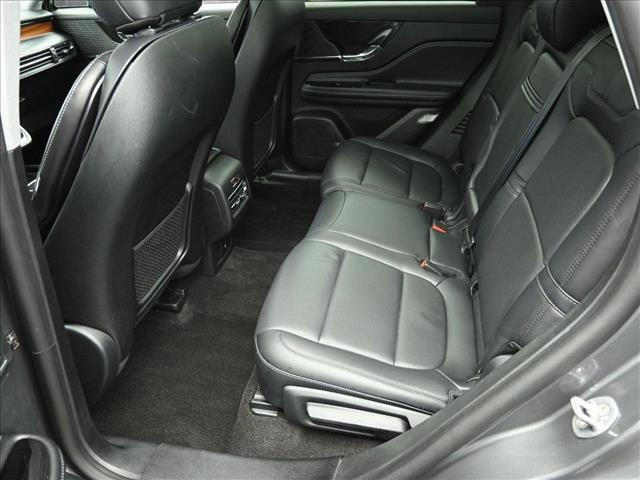 Photo of 2022 Asher Gray Metallic Clearcoat Lincoln Corsair