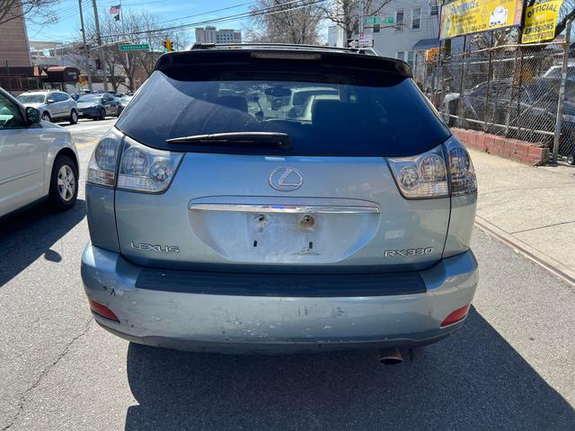 Photo of 2004 Blue Lexus RX 330