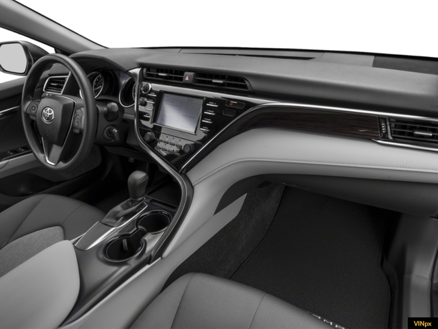 Photo of 2020 Super White Toyota Camry