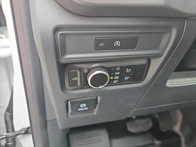 Photo of 2025 Oxford White Ford F-150