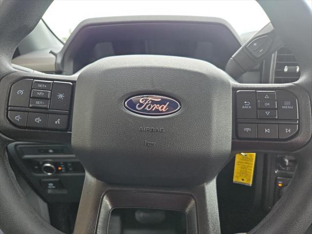 Photo of 2025 Oxford White Ford F-150