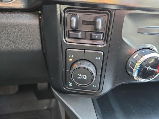 Photo of 2025 Oxford White Ford F-350