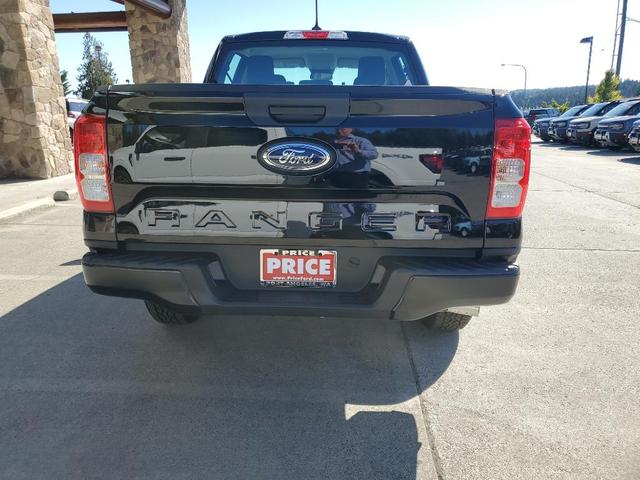 Photo of 2025 Shadow Black Ford Ranger