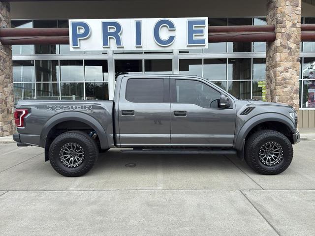 Photo of 2018 Magnetic Metallic Ford F-150