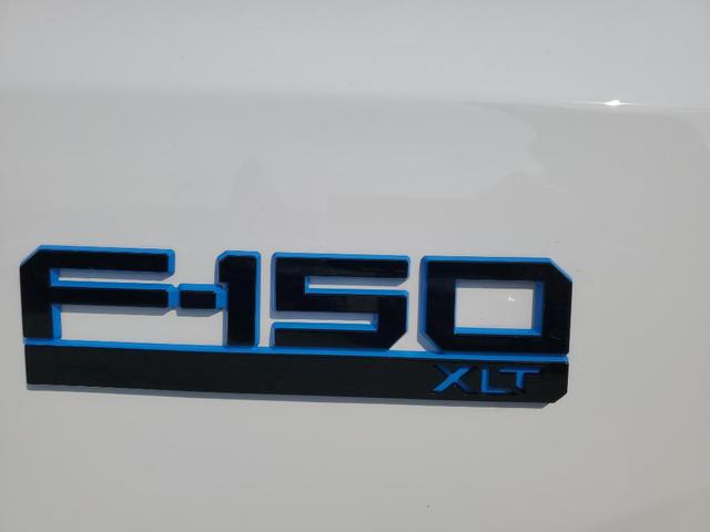 Photo of 2025 Oxford White Ford F-150 Lightning
