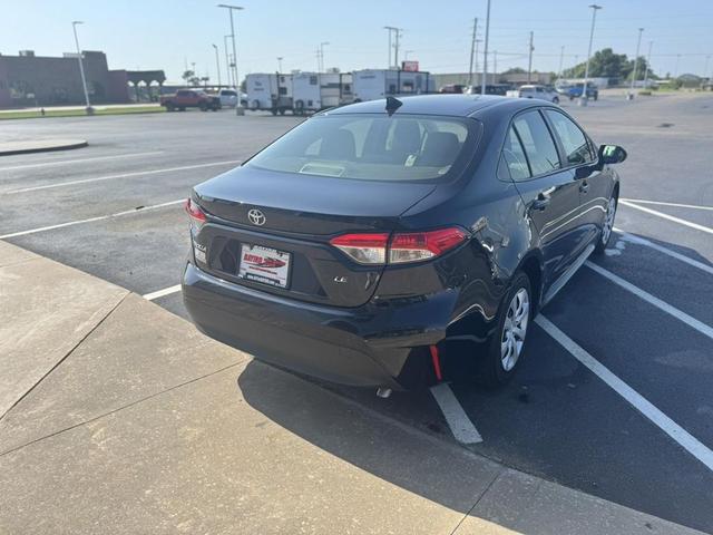 Photo of 2023 BLACK Toyota Corolla