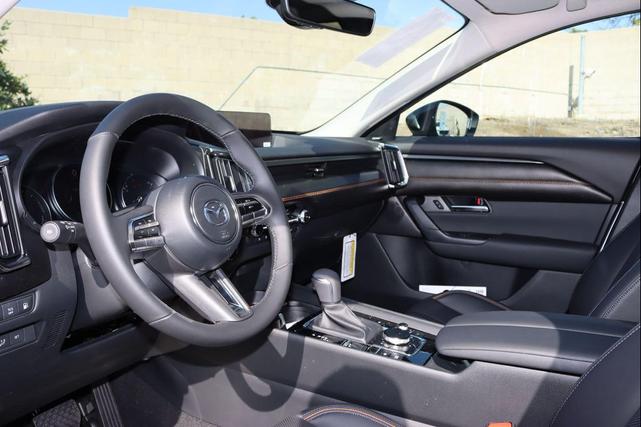 Photo of 2025 Pearl Mazda CX-50 Hybrid