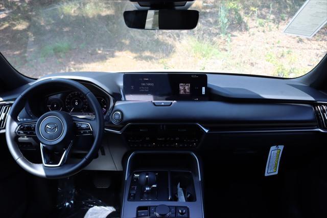 Photo of 2025 Rhodium White Premium Mazda CX-70 PHEV