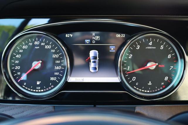 Photo of 2018 Lunar Blue Metallic Mercedes-Benz E-Class