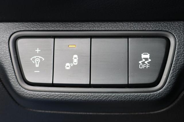 Photo of 2023 Sporty Blue Kia Forte