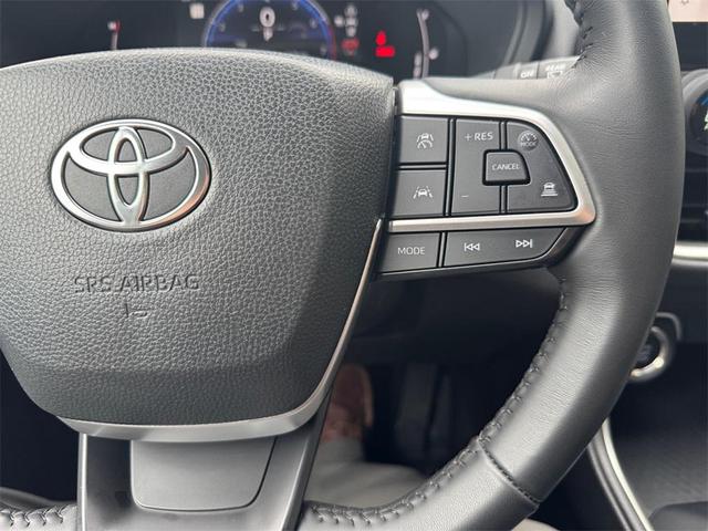 Photo of 2024 Ruby Flare Pearl Toyota Grand Highlander