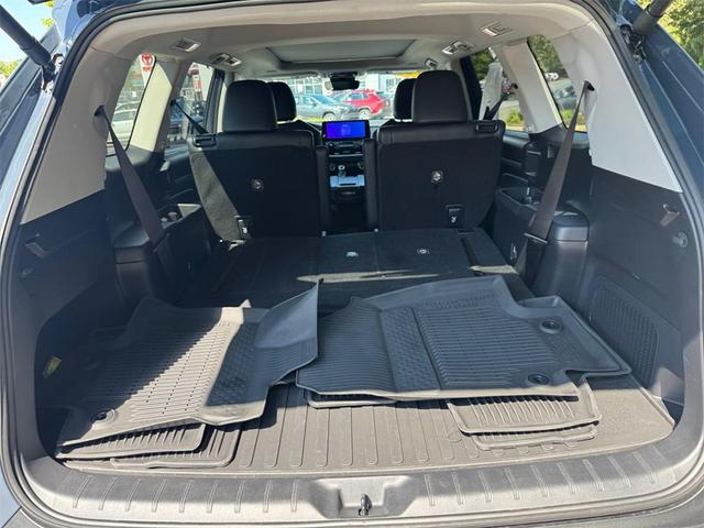 Photo of 2024 Cloud Toyota Grand Highlander