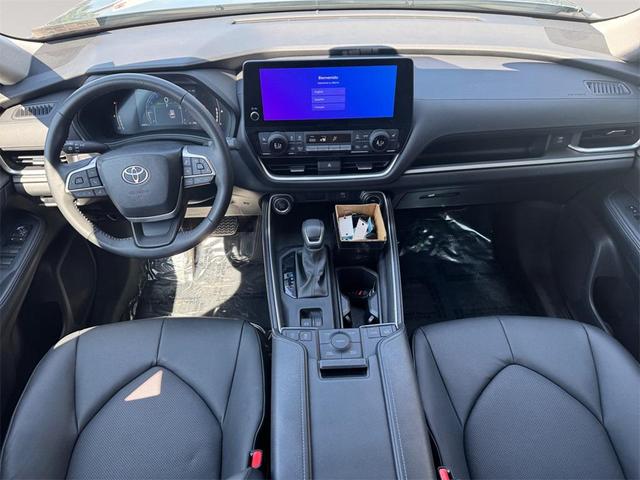 Photo of 2024 Cloud Toyota Grand Highlander