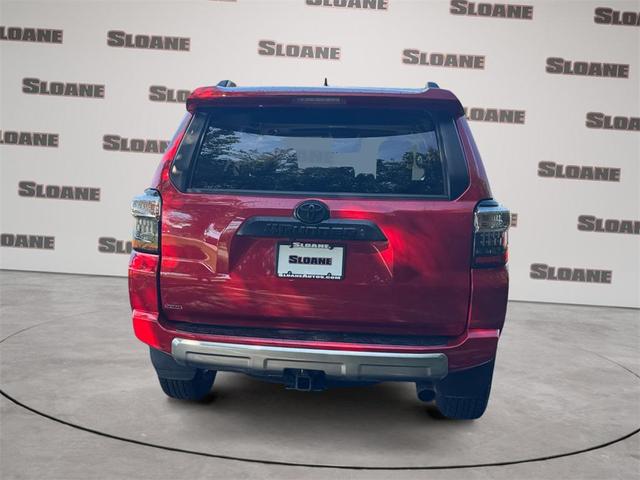 Photo of 2022 Barcelona Red Metallic Toyota 4Runner