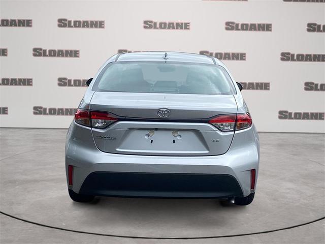 Photo of 2025 Classic Silver Metallic Toyota Corolla