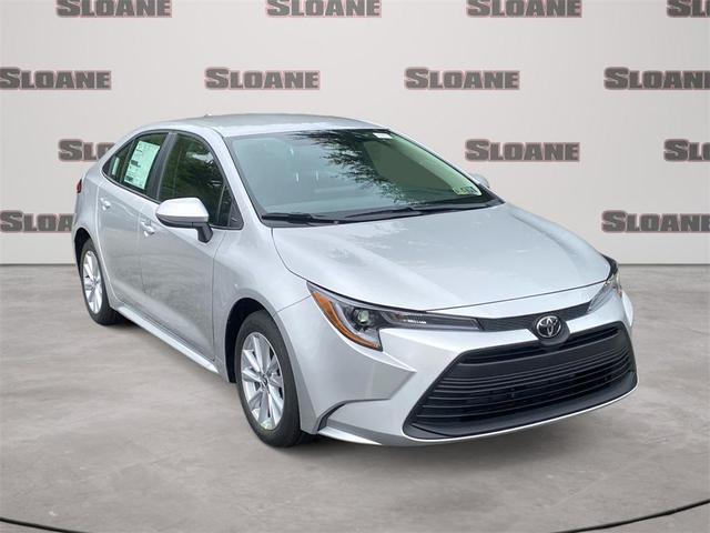 Photo of 2025 Classic Silver Metallic Toyota Corolla