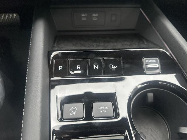 Photo of 2025 2t Blu Blk Roof Nissan Murano