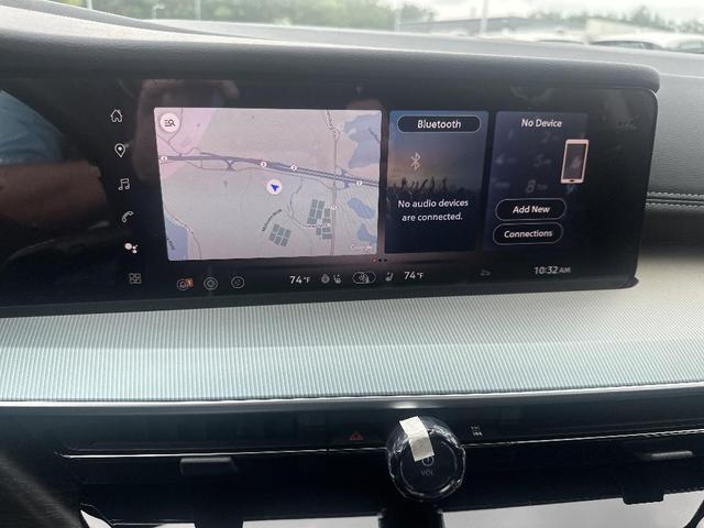 Photo of 2025 2t Blu Blk Roof Nissan Murano