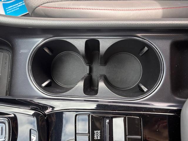 Photo of 2022 White Hyundai SONATA